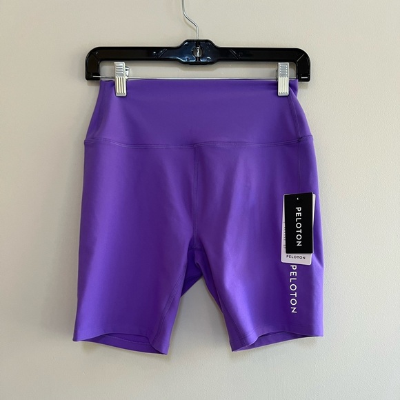 Peloton NWT Cadent 7” High Rise Bike Short in Purple Haze, size M - Picture 2 of 8